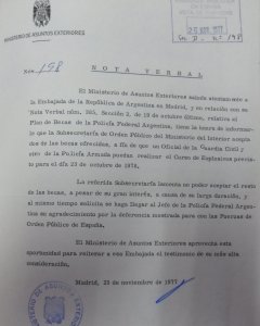 Cursos. España envía Guardia Civil y Policía a Argentina. Noviembre77