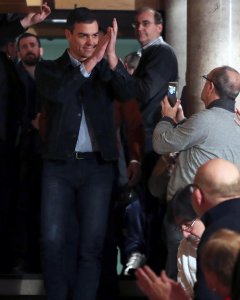 El secretario general del PSOE, Pedro Sánchez, a su llegada a la segunda Asamblea Abierta a la ciudadanía, en Madrid. EFE/J.J.Guillen