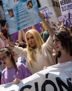 Valeria Quer, hermana de la joven Diana Quer, asesinada en Galicia por José Enrique Abuín, 'el Chicle', ha apoyado la manifestación estudiantil contra la sentencia a 'La Manada'.-JAIRO VARGAS