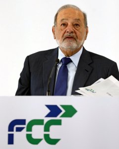 El millonario mexicano Carlos Slim en la presentación del plan estratégico de FCC. REUTERS/Susana Vera