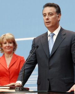 Esperanza Aguirre y Alberto López Viejo. - EFE