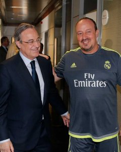 Florentino Pérez y Rafa Benítez, ayer en Valdebebas. REAL MADRID