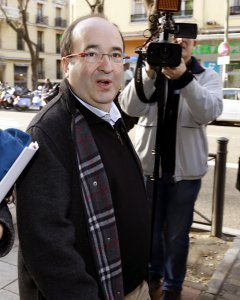 El primer secretario del PSC, Miquel Iceta, a su llegada a la reunión del Comité Federal del PSOE, máximo órgano del partido entre congresos. EFE/Sergio Barrenechea