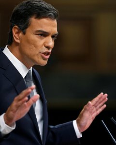 Pedro Sánchez durante el debate de investidura de este miércoles.- REUTERS