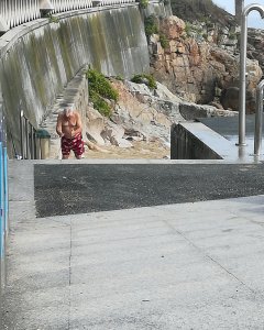 Manuel Alonso Losada en la playa de San Roque, A Coruña/ A.V.