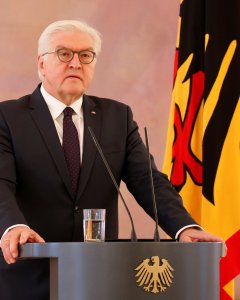 El presidente de la República de Alemania, Frank-Walter Steinmeier, en su comparecencia tras su encuentro con la canciller Angela Merkel, tras el fracaso de las negociaciones para formar un gobierno de coalición. REUTERS/Axel Schmidt