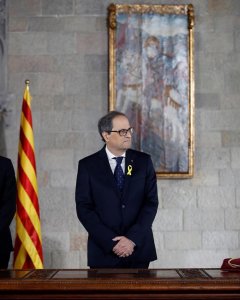 17/05/2018.- Quim Torra toma posesión de su cargo como presidente de la Generalitat en un acto celebrado hoy en el Saló Verge de Montserrat del Palau de la Generalitat. EFE/Alberto Estévez