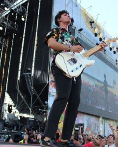 Alfred García durante su concierto en el Arenal Sound./Marta Monforte Jaén