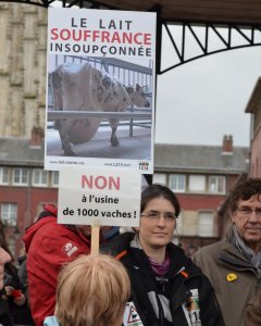 Brigitte Gothière, una de los fundadores de L214, en la manifestación. | L214