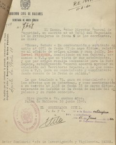 Orden de expulsión contra Leo Israel Fischer. Fotografía cedida por los comisarios de la exposición.