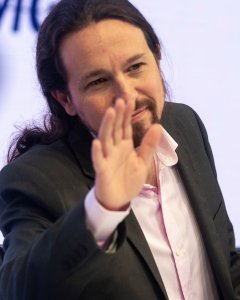 El secretario general de Podemos, Pablo Iglesias, durante su participación en la segunda jornada de la Reunión del Círculo de Economía de Sitges. EFE/ Quique García