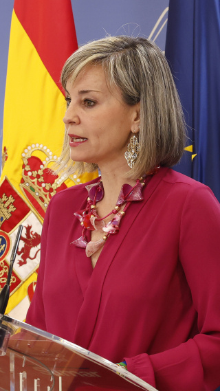 La portavoz de Sumar en el Congreso, Verónica Martínez Barbero, da una rueda de prensa en el marco de la reunión de la Junta de Portavoces este martes en el Congreso de los Diputados.