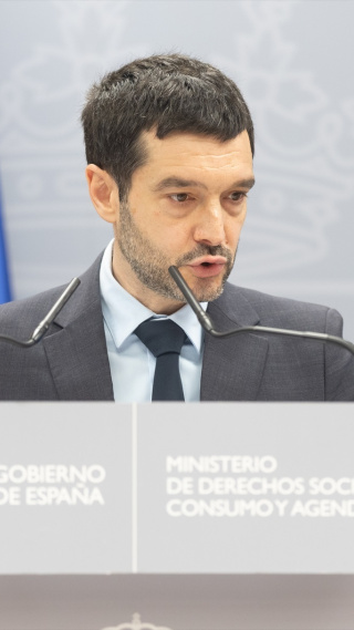 EuropaPress_7170352_ministro_derechos_sociales_consumo_agenda_2030_pablo_bustinduy_rueda_prensa