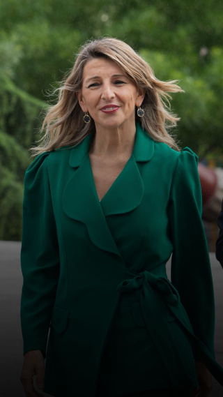 Yolanda Díaz llama a Feijóo, "vasallo de Vox" por su posición sobre las personas migrantes