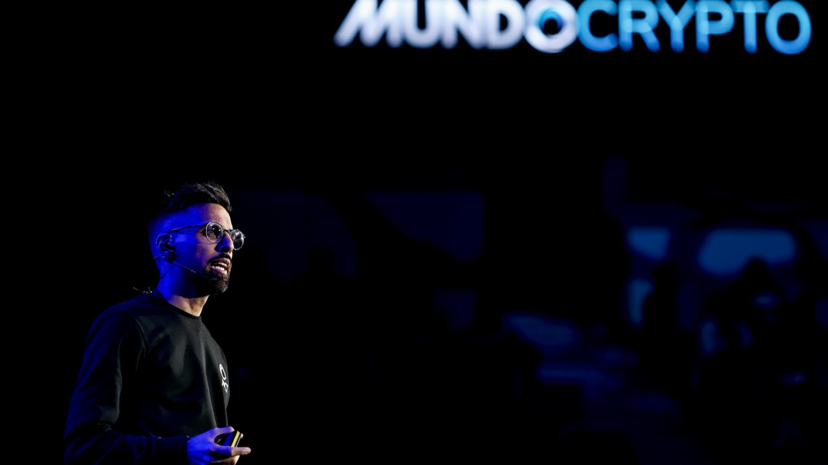 La empresa Mundo Crypto despide al 5% de su plantilla, pero niega estar en  quiebra | Público