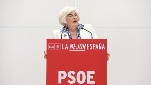 La fundadora y presidenta del Movimiento por la Paz (MPDL), Francisca Sauquillo, interviene en un encuentro con veteranos del PSOE, en la sede nacional del PSOE en la calle Ferraz, a 19 de julio de 2023.