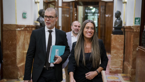 La portavoz de Junts en el Congreso, Míriam Nogueras, con Josep Maria Cruset, diputado de su grupo.