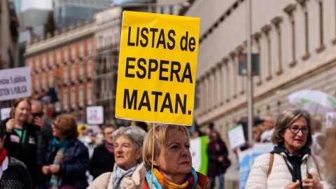 Cartel durante una manifestación en defensa de los servicios públicos en Madrid el 23 de marzo de 2025. Cartel durante una manifestación en defensa de los servicios públicos en Madrid el 23 de marzo de 2025.