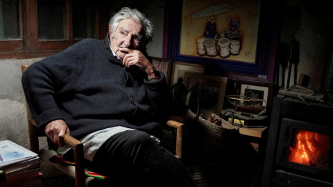 José Mujica en su residencia en Rincon del Cerro, a las afueras de Montevideo, durante una entrevista en 2024.