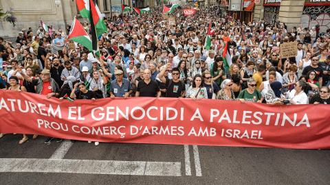 Miles de personas durante una manifestación a favor de Palestina el 14 de junio de 2025 en Barcelona (España). Miles de personas durante una manifestación a favor de Palestina el 14 de junio de 2025 en Barcelona (España).