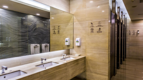 Imagen de un baño público.
