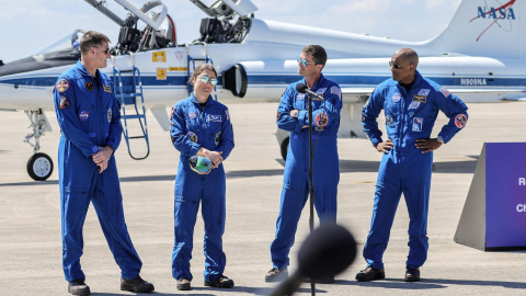 La tripulación de Artemis II en el Centro Espacial Kennedy de la NASA en Florida.