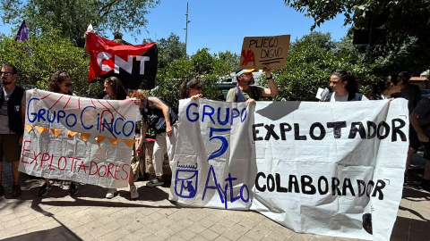 Concentración-Equipos-Calle Concentración de los Equipos de Calle y los sindicatos CNT y COBAS frente al Área de Gobierno de Políticas Sociales del Ayuntamiento de Madrid, a 17 de junio de 2026.