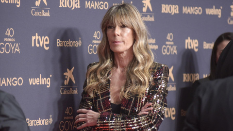 La esposa del presidente del Gobierno Begoña Gómez en la alfombra roja de la 40º edición de los Premios Goya Fotografía de archivo de la esposa del presidente del Gobierno Begoña Gómez en la alfombra roja de la 40º edición de los Premios Goya