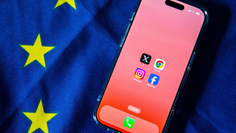 Logos de las redes sociales Facebook, Instagram, X y el buscador Google Chrome. Logos de las redes sociales Facebook, Instagram, X y el buscador Google Chrome.
