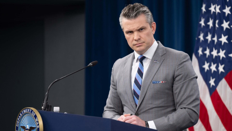 El secretario de Defensa de Estados Unidos, Pete Hegseth, durante una rueda de prensa.