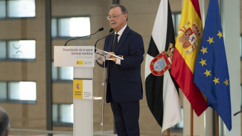 El presidente de Ceuta pide la "emergencia nacional" por la llegada de cientos de migrantes a la ciudad | Público