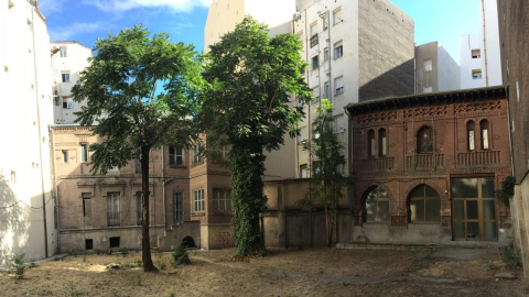 Fachada del edificio de Planifica Madrid en Goya, 52. Fachada del edificio de Planifica Madrid en Goya, 52.