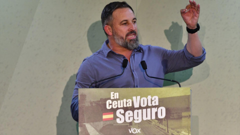El líder de VOX, Santiago Abascal, durante un mitin en el Hotel Ulises Ceuta. El líder de VOX, Santiago Abascal, durante un mitin en el Hotel Ulises Ceuta.