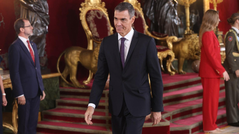 Pedro Sánchez El presidente del Gobierno y secretario general del PSOE, Pedro Sánchez, durante la recepción con motivo del día de la Fiesta Nacional, en el Palacio Real.