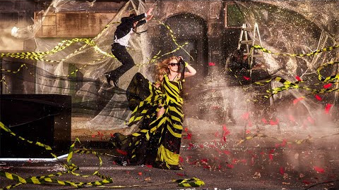 Kylie Minogue - Lights Camera Action (Official Video) Kylie Minogue - Lights Camera Action (Official Video)