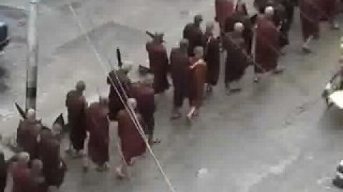 Violentos altercados en Birmania Violentos altercados en Birmania