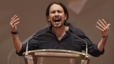 Perdone, ¿puede sacar a Iglesias un poco más enfadado? Así. Así mucho mejor. Dónde va a parar… EFE Perdone, ¿puede sacar a Iglesias un poco más enfadado? Así. Así mucho mejor. Dónde va a parar… EFE