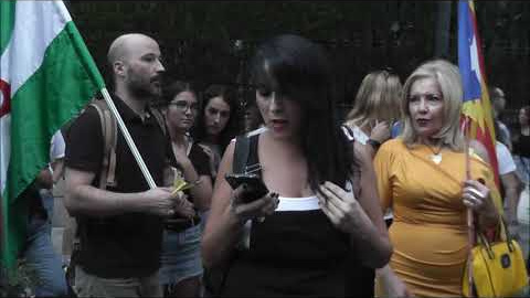 Concentración en Granada en el primer aniversario el 1-O catalán