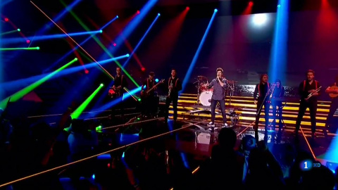 Miki canta "Una lluna a l'aigua" en la gala 9 de OT 2018 Miki canta "Una lluna a l'aigua" en la gala 9 de OT 2018
