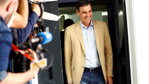 El líder del PSOE y presidente del Gobierno en funciones, Pedro Sánchez, a su llegada a la reunión de la Ejecutiva Federal socialista, tras las elecciones del 28-A. REUTERS/Juan Medina El líder del PSOE y presidente del Gobierno en funciones, Pedro Sánchez, a su llegada a la reunión de la Ejecutiva Federal socialista, tras las elecciones del 28-A. REUTERS/Juan Medina