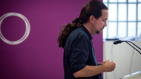 El secretario general de Podemos, Pablo Iglesias, en rueda de prensa para comentar los resultados del 26-M. EFE/Luca Piergiovanni El secretario general de Podemos, Pablo Iglesias, en rueda de prensa para comentar los resultados del 26-M. EFE/Luca Piergiovanni