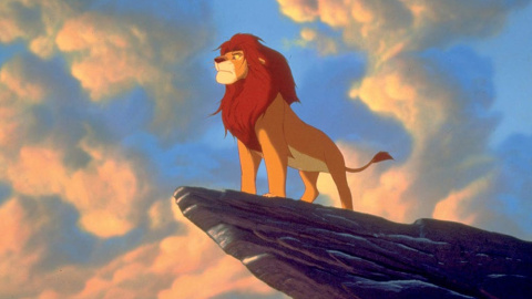 Fotograma de ‘El Rey León’ (1994). Walt Disney Pictures
La clave política está, por tanto, en la naturalización de un determinado orden social y en la legítima fuerza que puede ser aplicada contra cualquier conducta que pretenda alterarlo. M Fotograma de ‘El Rey León’ (1994). Walt Disney Pictures