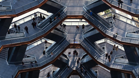 Vista interior de The Vessel, mirador construido en el barrio neoyorquino rebautizado como Hudson Yards. igormattio /Pixabay Vista interior de The Vessel, mirador construido en el barrio neoyorquino rebautizado como Hudson Yards. igormattio /Pixabay