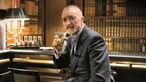 El escritor Arturo Pérez-Reverte en una imagen de archivo. EFE El escritor Arturo Pérez-Reverte en una imagen de archivo. EFE