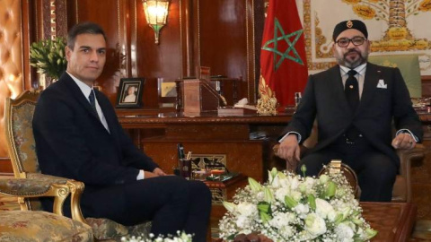 Pedro Sánchez Mohamed VI EFE El presidente del Gobierno español, Pedro Sánchez (i), y el rey Mohamed VI de Marruecos durante el encuentro que mantuvieron en el Palacio Real de Rabat en noviembre de 2018. EFE/Ballesteros/Archivo