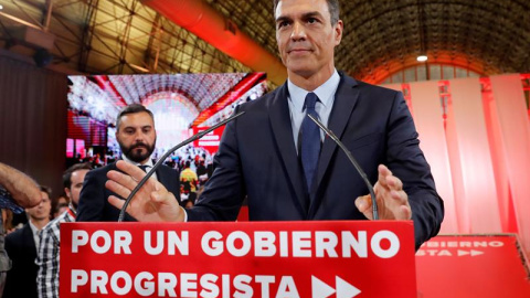 El presidente del Gobierno en funciones y secretario general del PSOE, durante la presentación de propuesta con 370 medidas para su investidura.EFE/Chema Moya El presidente del Gobierno en funciones y secretario general del PSOE, durante la presentación de propuesta con 370 medidas para su investidura.EFE/Chema Moya