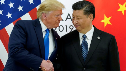 El presidente de los Estados Unidos, Donald Trump, con el presidente de China, Xi Jinping, al comienzo de su reunión bilateral en la cumbre de líderes del G20 en Osaka, Japón. REUTERS / Kevin Lamarque El presidente de los Estados Unidos, Donald Trump, con el presidente de China, Xi Jinping, al comienzo de su reunión bilateral en la cumbre de líderes del G20 en Osaka, Japón. REUTERS / Kevin Lamarque