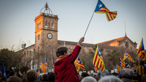 Imagen de una manifestación convocada por partidos y entidades soberanistas contra el juicio del 1-O.- EUROPA PRESS Imagen de una manifestación convocada por partidos y entidades soberanistas contra el juicio del 1-O.- EUROPA PRESS