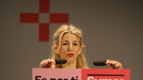 La candidata de Sumar a la Presidencia del Gobierno, Yolanda Díaz, participa en un acto junto a candidatos de la formación en Valladolid al Congreso de los Diputados y el Senado, en el Teatro Cervantes, a 5 de julio de 2023, en Valladolid, Castilla y L La candidata de Sumar a la Presidencia del Gobierno, Yolanda Díaz, participa en un acto junto a candidatos de la formación en Valladolid al Congreso de los Diputados y el Senado, en el Teatro Cervantes, a 5 de julio de 2023, en Valladolid, Castilla y L