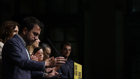 Pere Aragonès valora los resultados obtenidos por ERC este domingo 12 de mayo en las elecciones catalanas. EFE/ Alberto Estévez Pere Aragonès valora los resultados obtenidos por ERC este domingo 12 de mayo en las elecciones catalanas. EFE/ Alberto Estévez